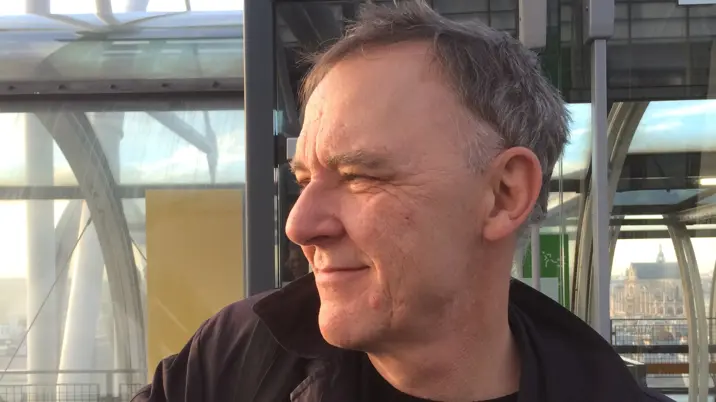 The Guardian: Adrian Searle to step down