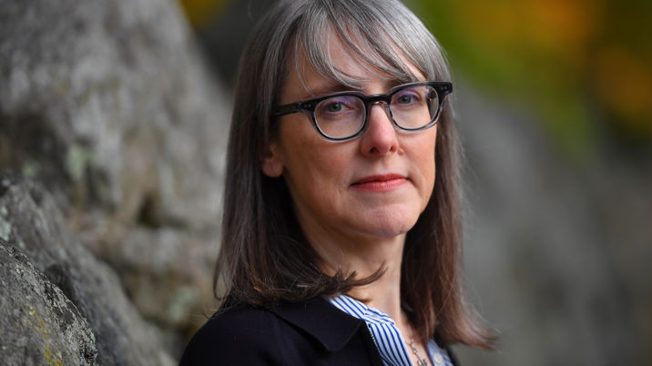 Michelle R Sapp InPublishing: The Guardian hires Michelle R Smith