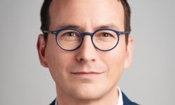 WAN-IFRA appoints Ezra Eeman as director, AI in media